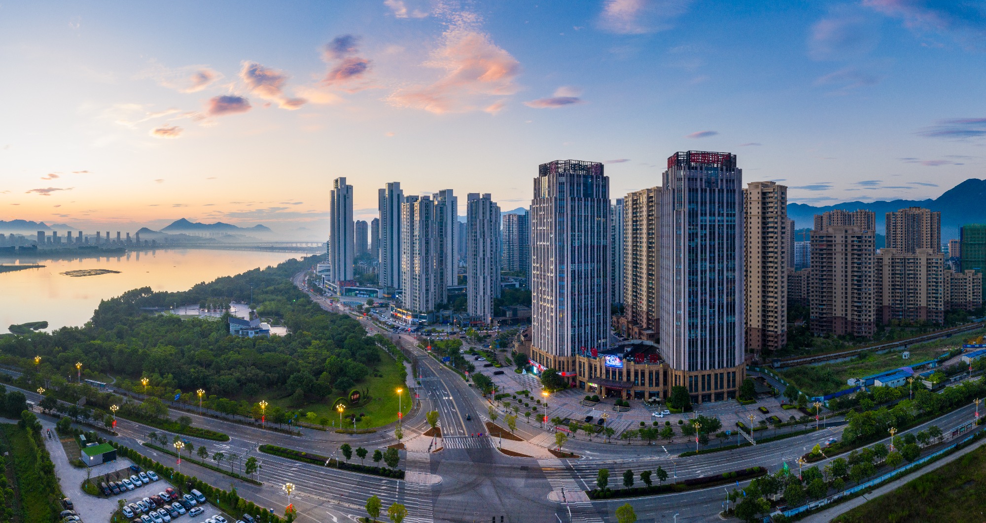 市亚美AM8AG公司顺遂完成华福证券1.5亿元增资