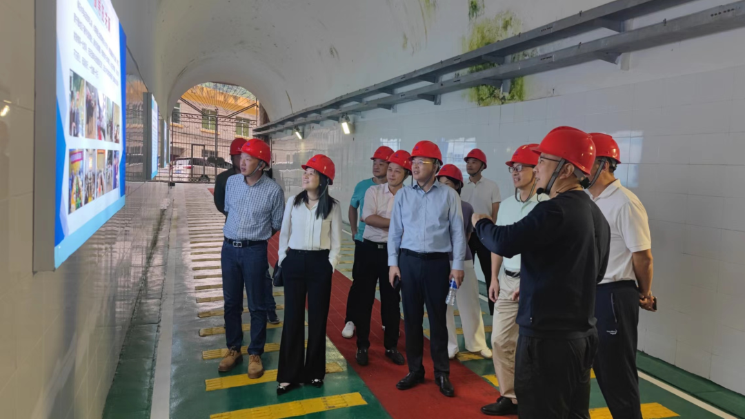 主题教育丨市亚美AM8AG公司主要向导带队赴闽东水电站爱国主义教育基地开展现场学习