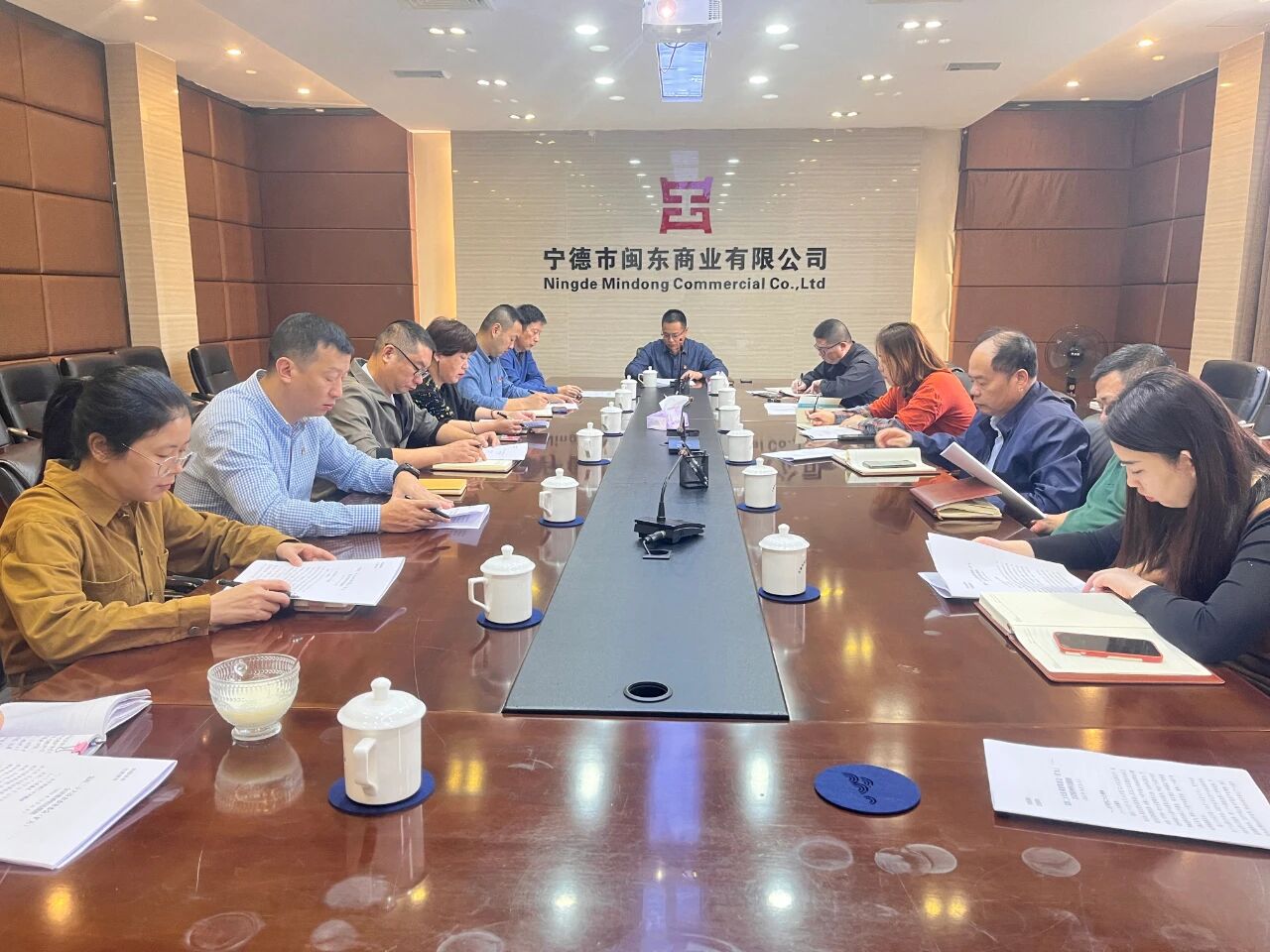 【学习贯彻二十大精神】闽东商业公司、闽东宾馆召开聚会转达学习贯彻党的二十大精神